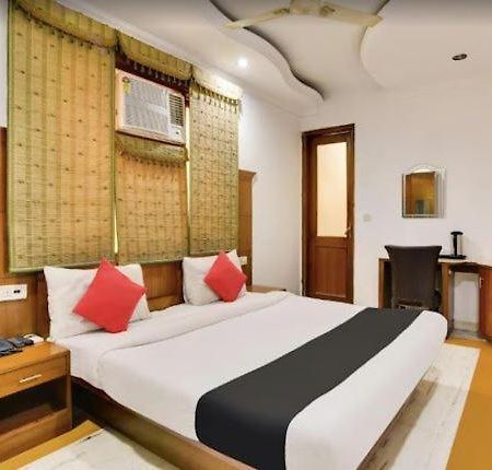 Tjs Royal Hotel Delhi  Extérieur photo