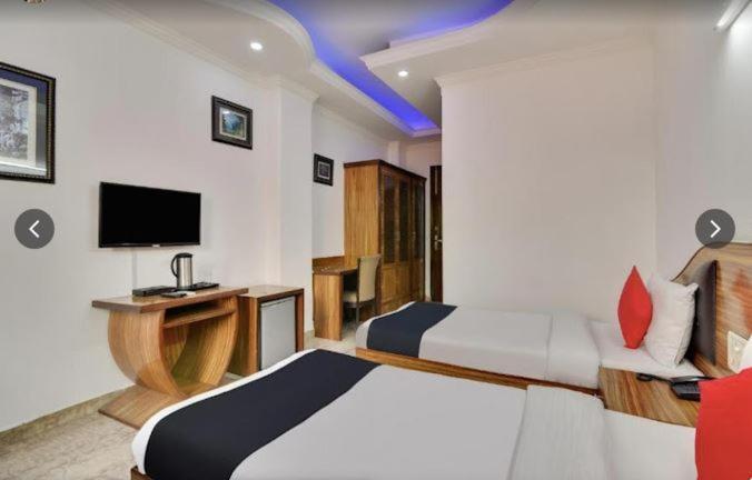 Tjs Royal Hotel Delhi  Extérieur photo