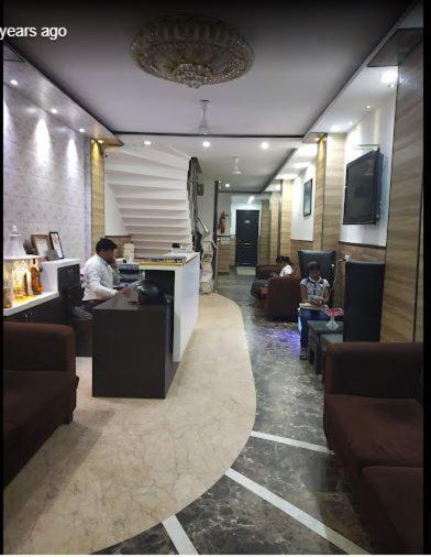 Tjs Royal Hotel Delhi  Extérieur photo
